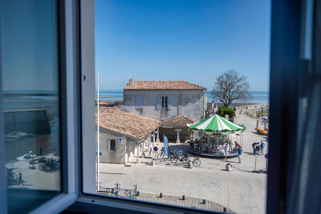 Hotel Le Francais La Flotte Esterno foto